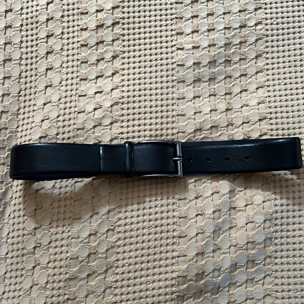 Women’s Black Leather Belt size Small